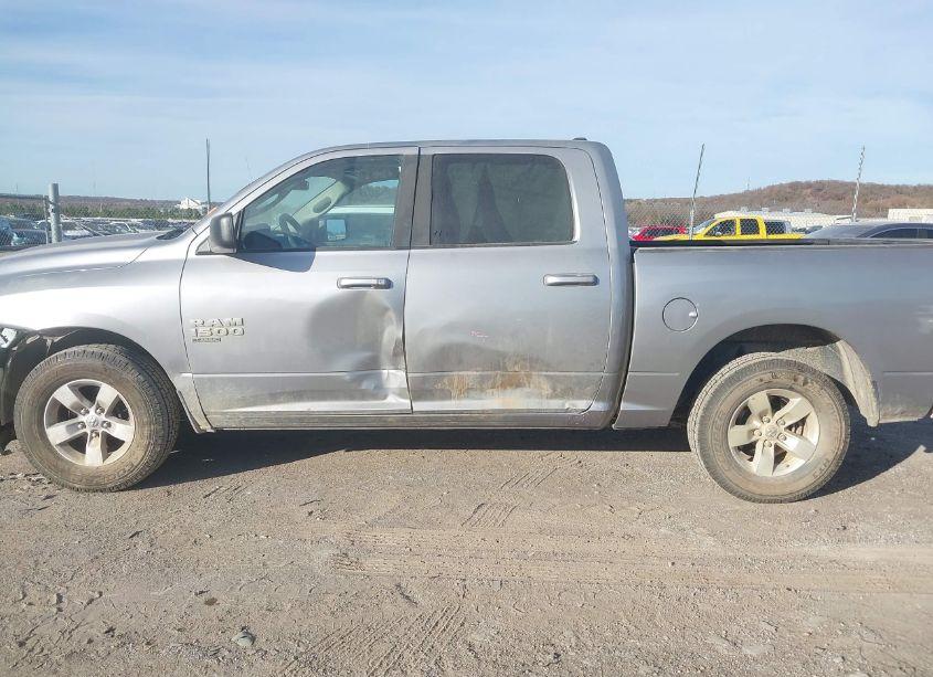 Photo 14 of 2021 Ram 1500 CLASSIC SLT 4X2 5'7 BOX (VIN 1C6RR6LG9MS533801)