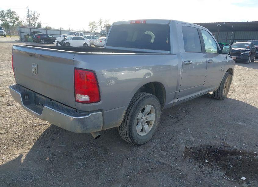 Photo 4 of 2021 Ram 1500 CLASSIC SLT 4X2 5'7 BOX (VIN 1C6RR6LG9MS533801)