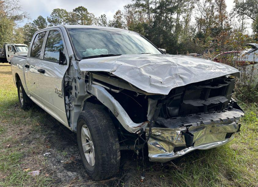 2022 Ram 1500 CLASSIC SLT 4X2 5'7 BOX (VIN 1C6RR6LG9NS242278) main photo