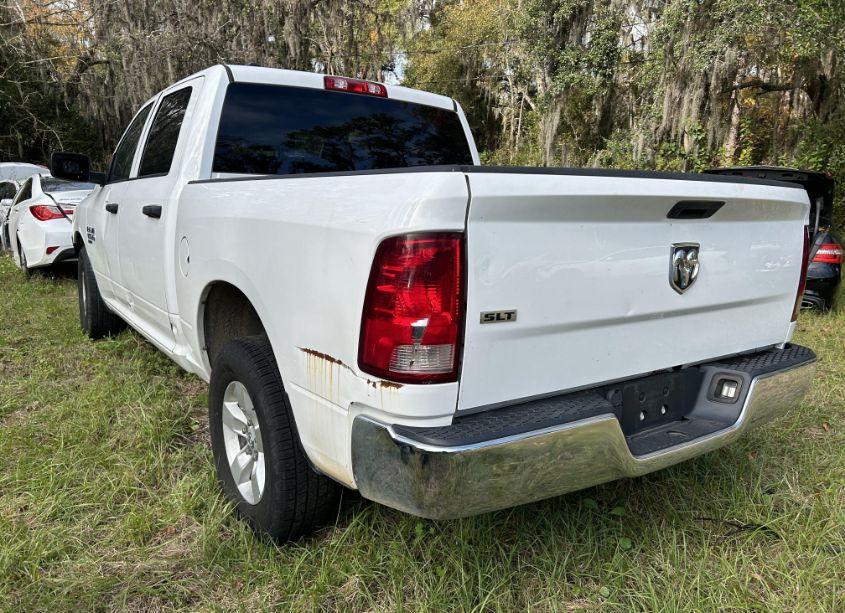 Photo 3 of 2022 Ram 1500 CLASSIC SLT 4X2 5'7 BOX (VIN 1C6RR6LG9NS242278)