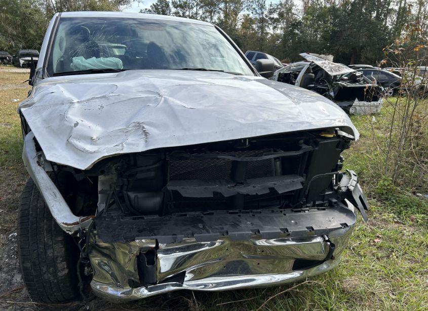 Photo 6 of 2022 Ram 1500 CLASSIC SLT 4X2 5'7 BOX (VIN 1C6RR6LG9NS242278)