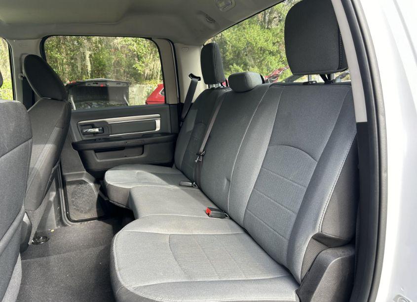 Photo 8 of 2022 Ram 1500 CLASSIC SLT 4X2 5'7 BOX (VIN 1C6RR6LG9NS242278)