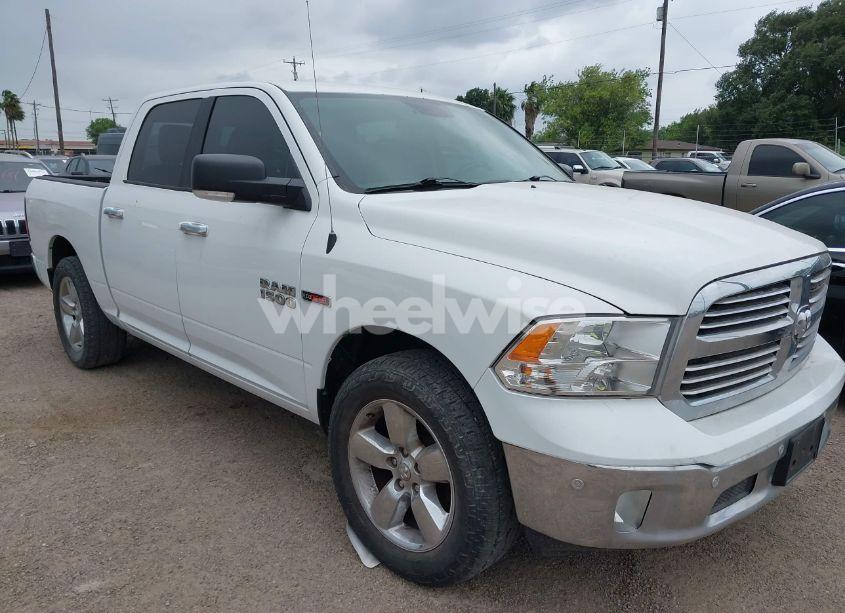 2017 Ram 1500 LONE STAR 4X2 5'7 BOX (VIN 1C6RR6LM3HS741765) main photo