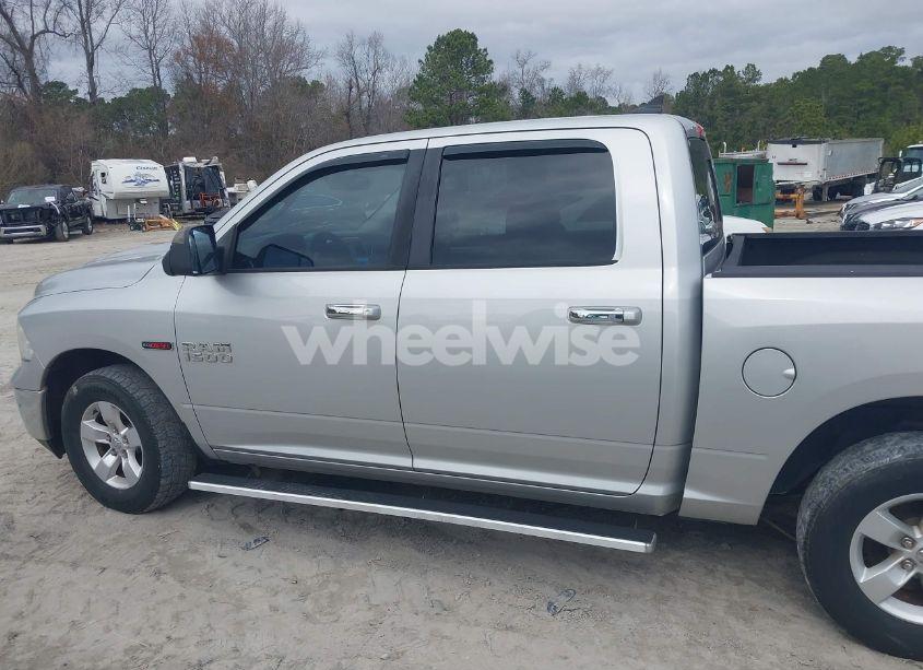 Photo 14 of 2015 Ram 1500 SLT (VIN 1C6RR6LM4FS649464)