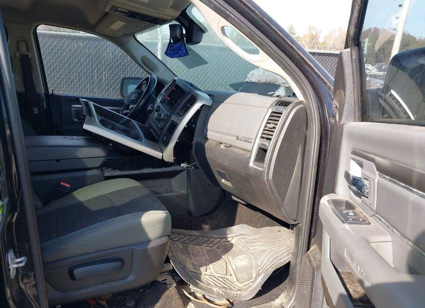 Photo 5 of 2016 Ram 1500 BIG HORN (VIN 1C6RR6LT1GS135984)