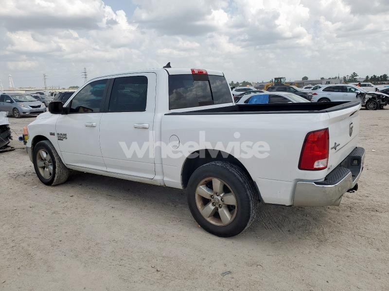 Photo 4 of 2019 RAM 1500 CLASSIC SLT (VIN 1C6RR6LT1KS546035)