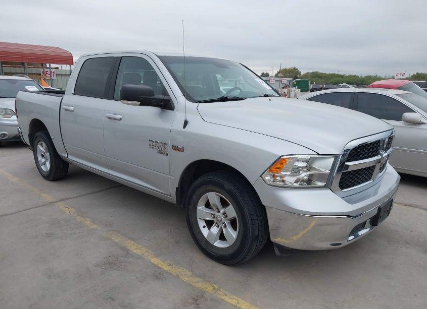 2019 Ram 1500 CLASSIC SLT 4X2 5'7 BOX (VIN 1C6RR6LT1KS549145) main photo