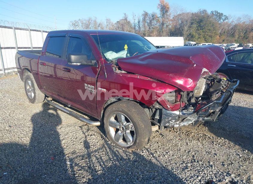 2019 Ram 1500 CLASSIC BIG HORN 4X2 5'7 BOX (VIN 1C6RR6LT1KS563742) main photo