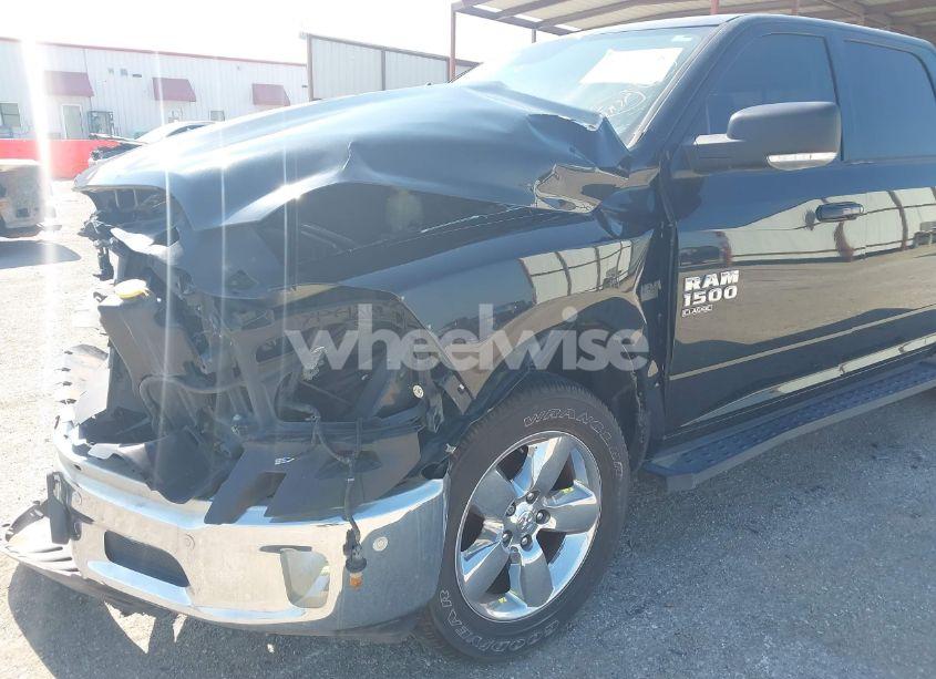 Photo 18 of 2019 Ram 1500 CLASSIC LONE STAR 4X2 5'7 BOX (VIN 1C6RR6LT2KS564298)