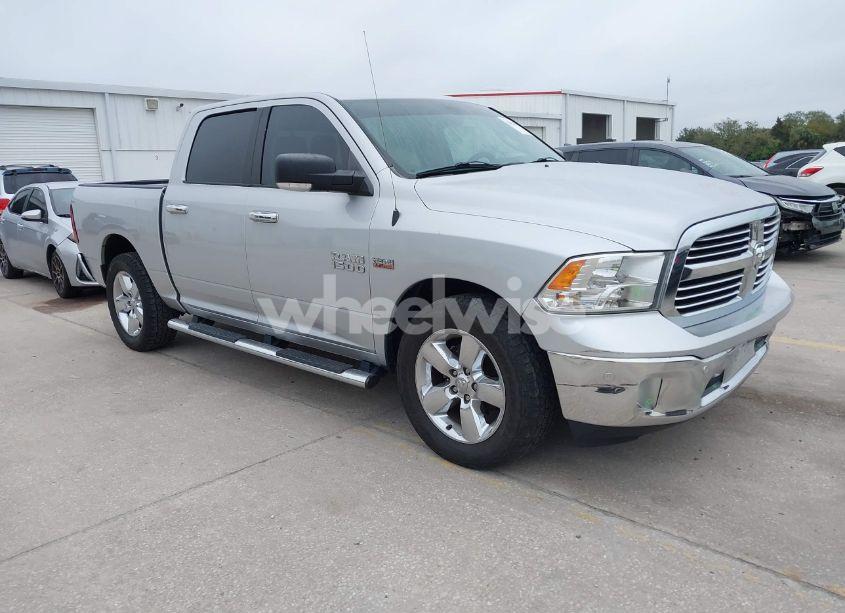 2017 Ram 1500 BIG HORN 4X2 5'7 BOX (VIN 1C6RR6LT3HS500618) main photo