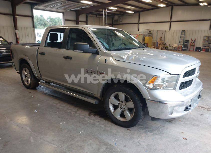 2015 Ram 1500 OUTDOORSMAN (VIN 1C6RR6LT4FS639668) main photo
