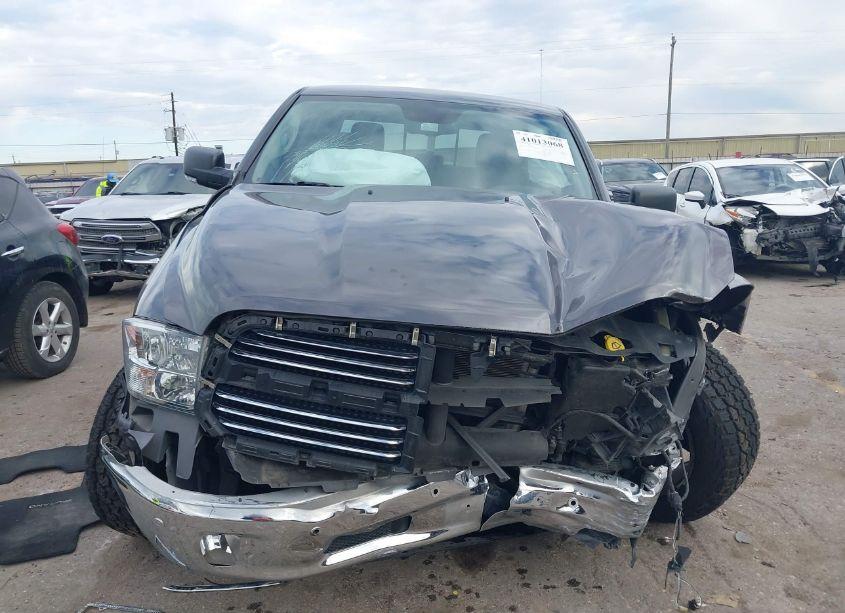 Photo 12 of 2019 Ram 1500 CLASSIC LONE STAR 4X2 5'7 BOX (VIN 1C6RR6LT5KS573724)