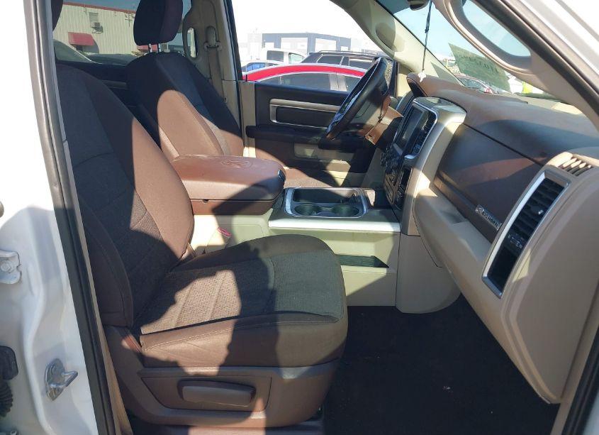 Photo 5 of 2017 Ram 1500 (VIN 1C6RR6LT6HS629419)