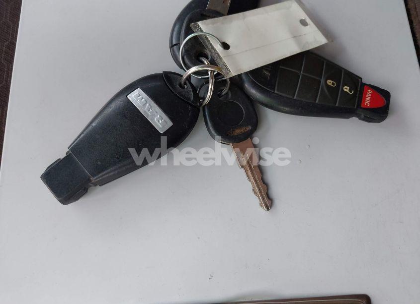 Photo 11 of 2018 Ram 1500 SLT 4X2 5'7 BOX (VIN 1C6RR6LT6JS314707)