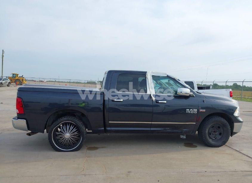 Photo 13 of 2018 Ram 1500 SLT 4X2 5'7 BOX (VIN 1C6RR6LT6JS314707)