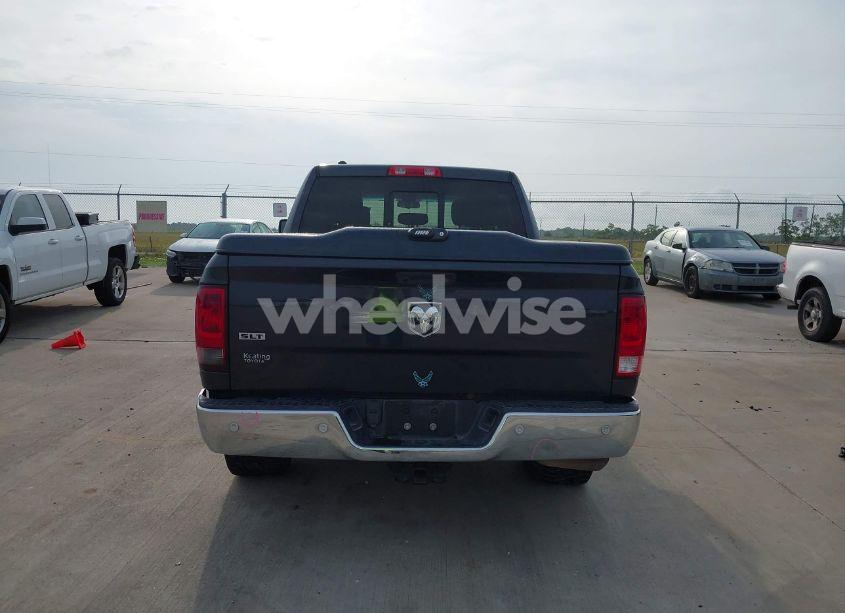 Photo 16 of 2018 Ram 1500 SLT 4X2 5'7 BOX (VIN 1C6RR6LT6JS314707)