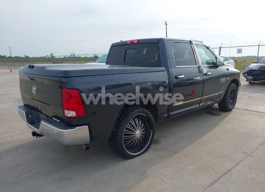 Photo 4 of 2018 Ram 1500 SLT 4X2 5'7 BOX (VIN 1C6RR6LT6JS314707)