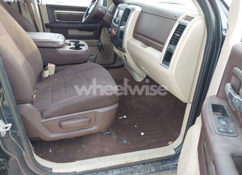 Photo 5 of 2018 Ram 1500 SLT 4X2 5'7 BOX (VIN 1C6RR6LT6JS314707)