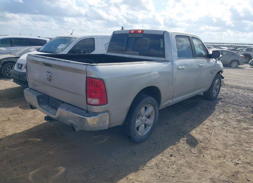 Photo 4 of 2019 Ram 1500 CLASSIC LONE STAR 4X2 5'7 BOX (VIN 1C6RR6LT6KS573957)