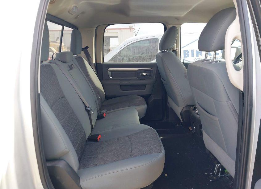 Photo 8 of 2019 Ram 1500 CLASSIC LONE STAR 4X2 5'7 BOX (VIN 1C6RR6LT6KS573957)