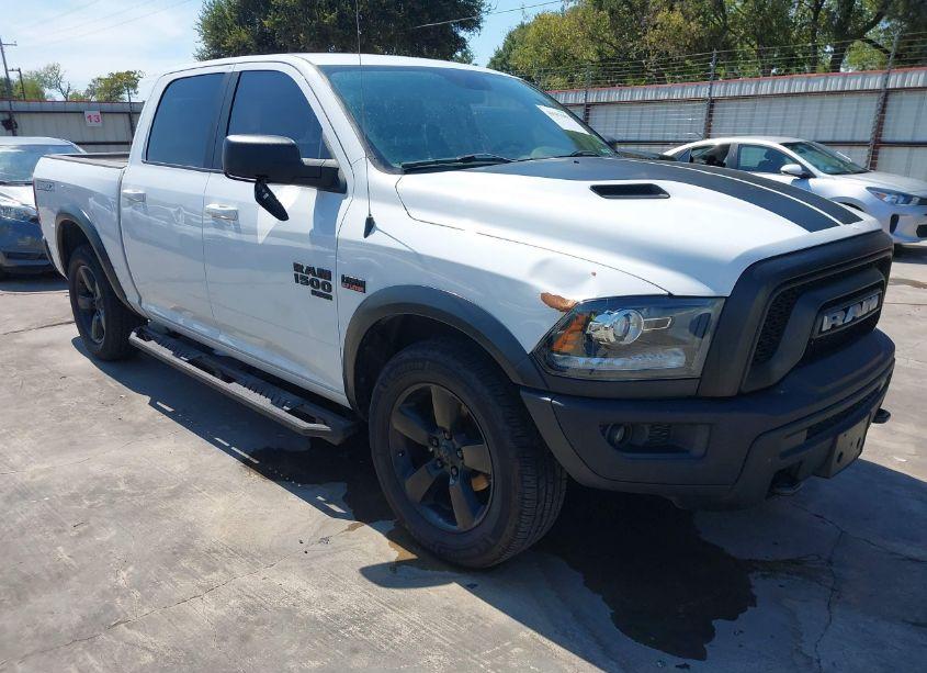2019 Ram 1500 CLASSIC WARLOCK 4X2 5'7 BOX (VIN 1C6RR6LT6KS685657) main photo
