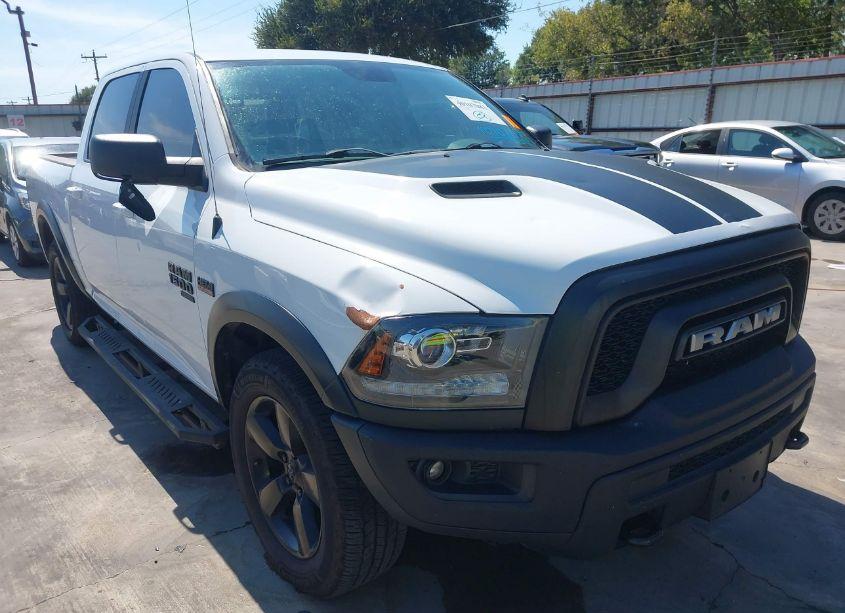 Photo 6 of 2019 Ram 1500 CLASSIC WARLOCK 4X2 5'7 BOX (VIN 1C6RR6LT6KS685657)