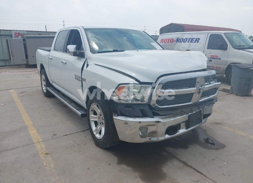 2017 Ram 1500 (VIN 1C6RR6LT7HS791379) main photo