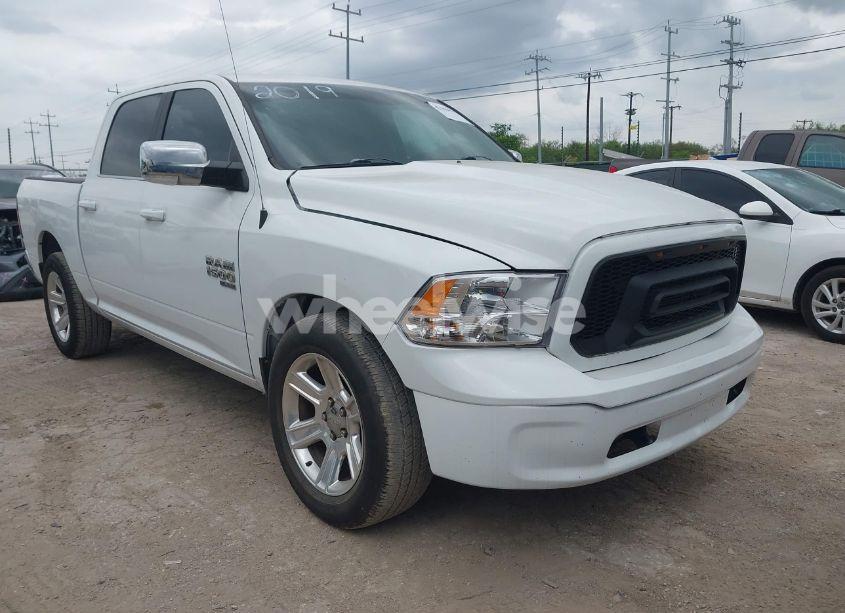 2019 Ram 1500 CLASSIC LONE STAR SILVER 4X2 5'7 BOX (VIN 1C6RR6LT7KS586474) main photo