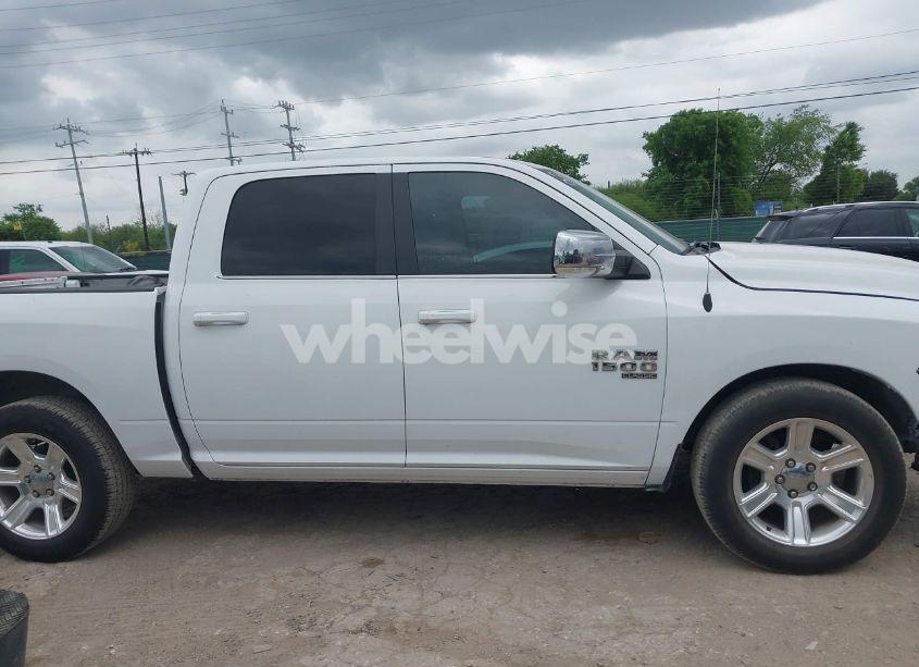 Photo 13 of 2019 Ram 1500 CLASSIC LONE STAR SILVER 4X2 5'7 BOX (VIN 1C6RR6LT7KS586474)