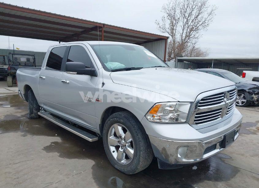 2018 Ram 1500 LONE STAR 4X2 5'7 BOX (VIN 1C6RR6LT9JS331243) main photo
