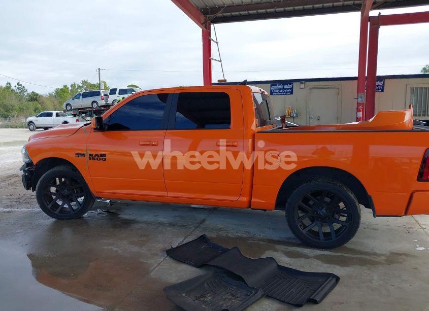 Photo 15 of 2017 Ram 1500 (VIN 1C6RR6MT7HS582125)