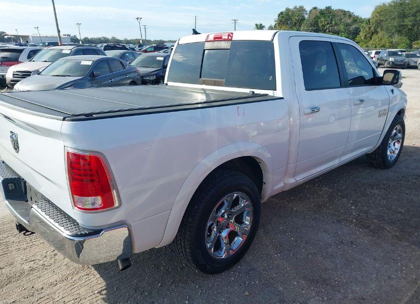 Photo 4 of 2016 Ram 1500 LARAMIE (VIN 1C6RR6NG9GS170112)