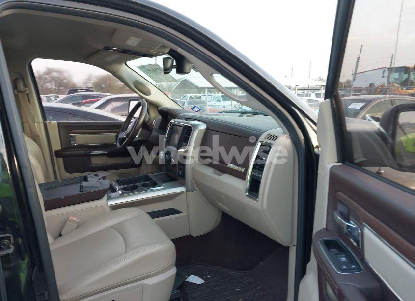 Photo 5 of 2015 Ram 1500 LARAMIE (VIN 1C6RR6NM6FS623820)