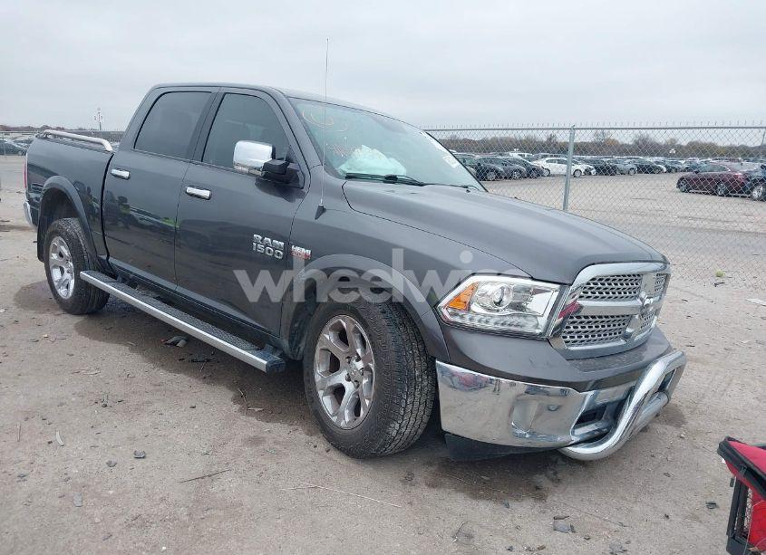 2017 Ram 1500 LARAMIE 4X2 5'7 BOX (VIN 1C6RR6NT2HS615577) main photo