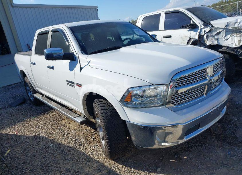 2015 Ram 1500 LARAMIE (VIN 1C6RR6NT4FS613102) main photo