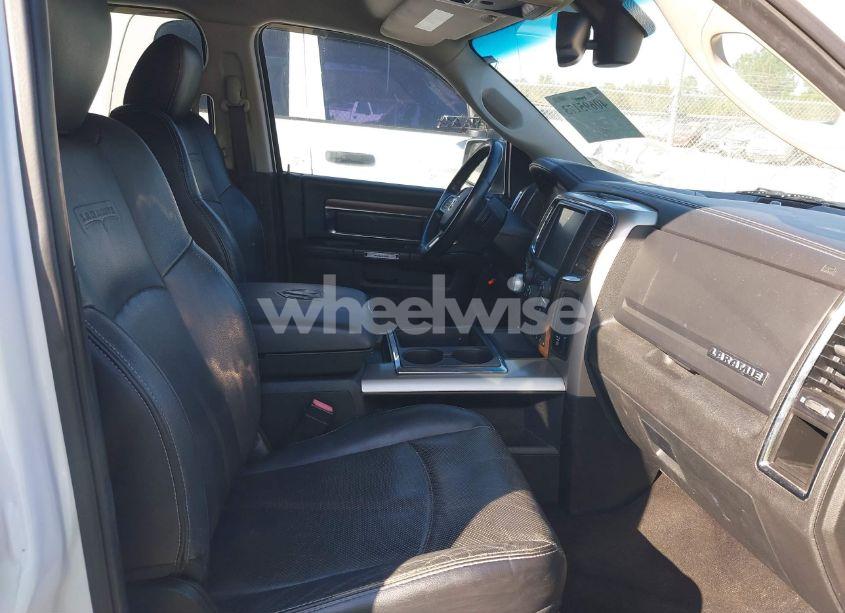 Photo 5 of 2015 Ram 1500 LARAMIE (VIN 1C6RR6NT4FS613102)