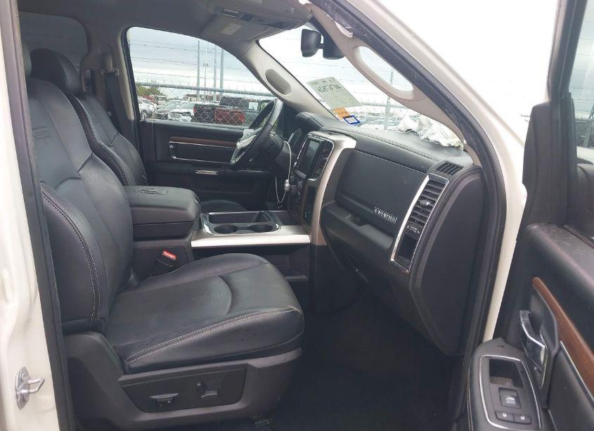 Photo 5 of 2017 Ram 1500 LARAMIE 4X2 5'7 BOX (VIN 1C6RR6NT7HS585282)