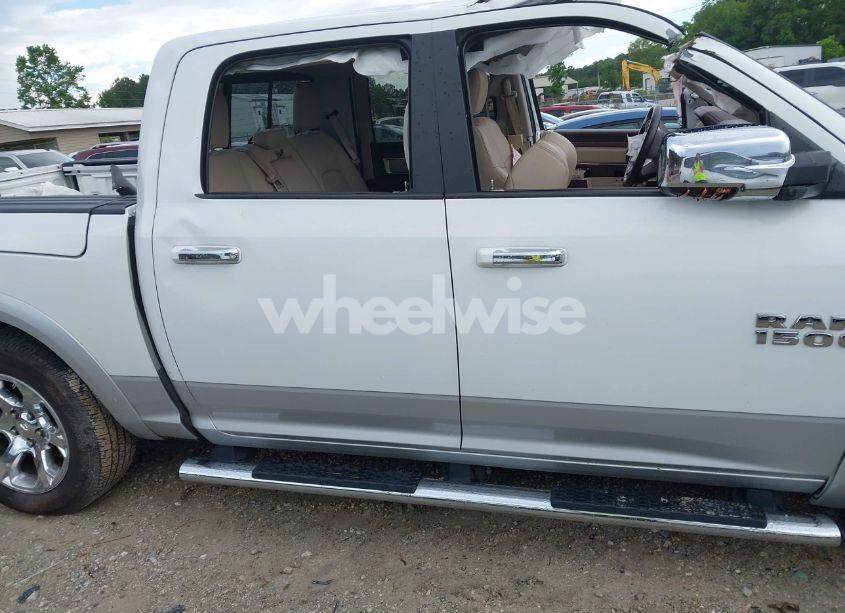 Photo 12 of 2017 Ram 1500 LARAMIE 4X2 5'7 BOX (VIN 1C6RR6NTXHS744604)