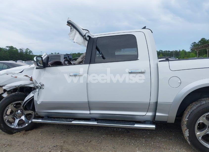 Photo 13 of 2017 Ram 1500 LARAMIE 4X2 5'7 BOX (VIN 1C6RR6NTXHS744604)