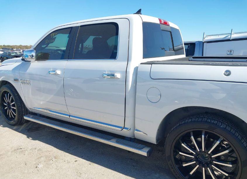 Photo 14 of 2017 Ram 1500 LIMITED 4X2 5'7 BOX (VIN 1C6RR6PT6HS550312)