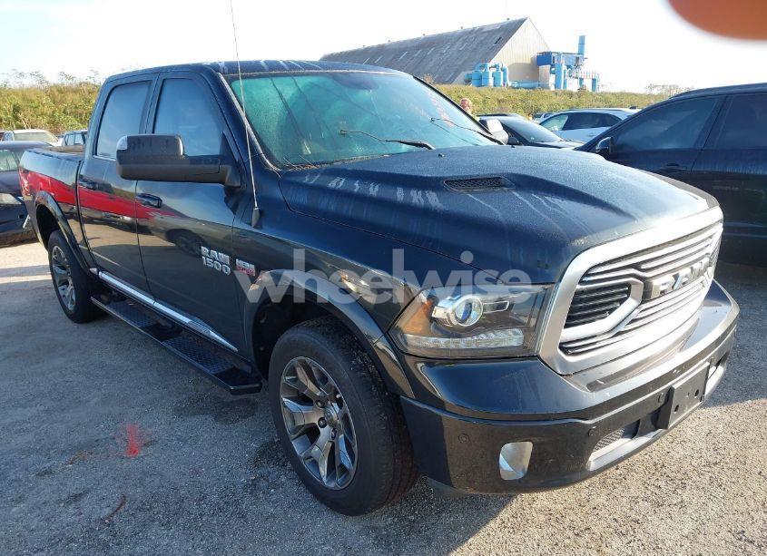2018 Ram 1500 (VIN 1C6RR6PT7JS105552) main photo