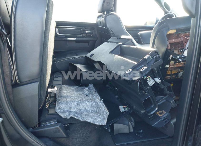 Photo 8 of 2018 Ram 1500 (VIN 1C6RR6PT7JS105552)