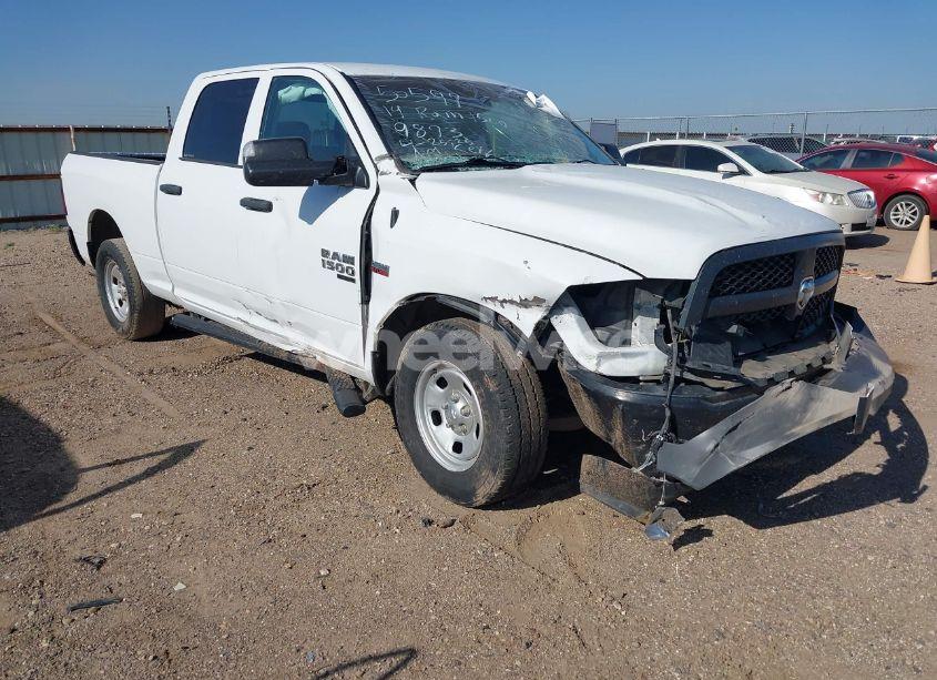 2019 Ram 1500 CLASSIC TRADESMAN 4X2 6'4 BOX (VIN 1C6RR6STXKS609893) main photo