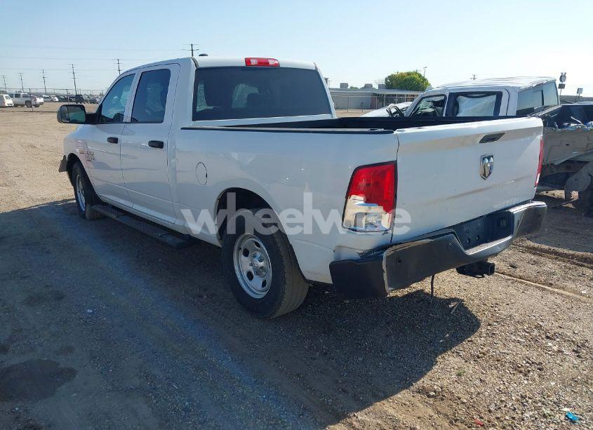 Photo 3 of 2019 Ram 1500 CLASSIC TRADESMAN 4X2 6'4 BOX (VIN 1C6RR6STXKS609893)