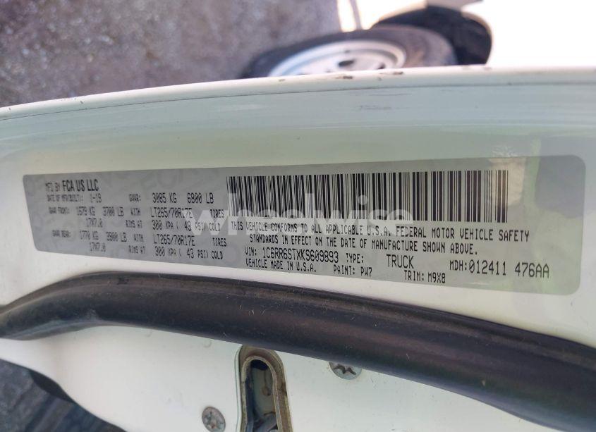 Photo 9 of 2019 Ram 1500 CLASSIC TRADESMAN 4X2 6'4 BOX (VIN 1C6RR6STXKS609893)