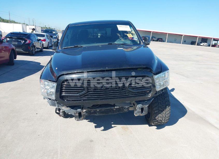 Photo 6 of 2019 Ram 1500 CLASSIC SLT 4X2 6'4 BOX (VIN 1C6RR6TT0KS572044)