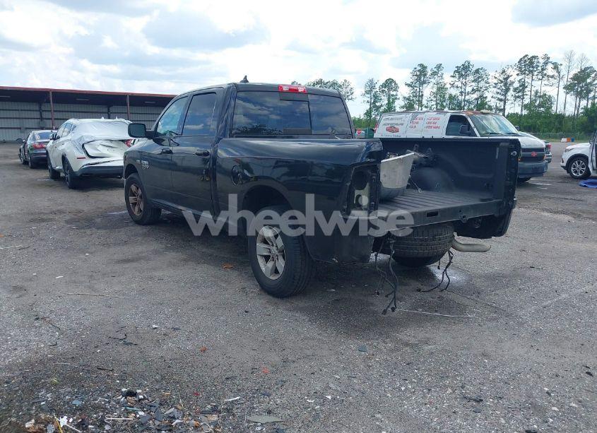 Photo 3 of 2020 Ram 1500 CLASSIC SLT 4X2 6'4 BOX (VIN 1C6RR6TT0LS135260)