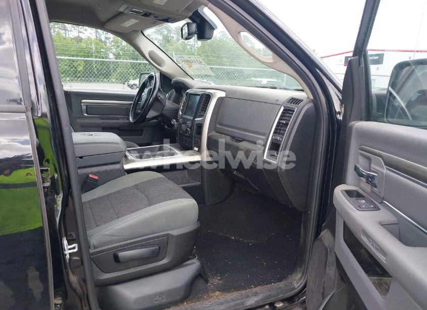 Photo 5 of 2020 Ram 1500 CLASSIC SLT 4X2 6'4 BOX (VIN 1C6RR6TT0LS135260)