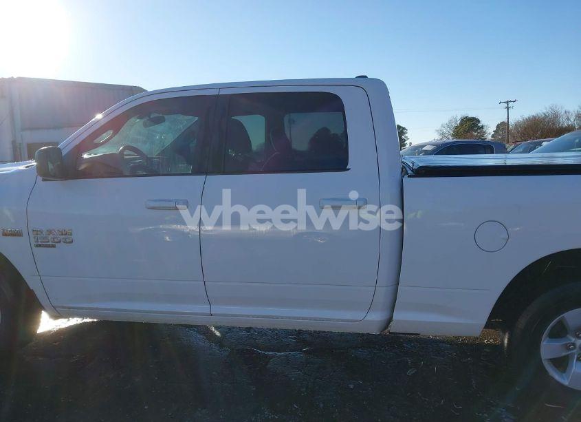 Photo 14 of 2020 Ram 1500 CLASSIC SLT 4X2 6'4 BOX (VIN 1C6RR6TT1LS102638)