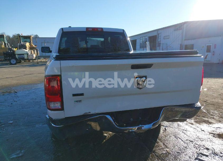 Photo 6 of 2020 Ram 1500 CLASSIC SLT 4X2 6'4 BOX (VIN 1C6RR6TT1LS102638)